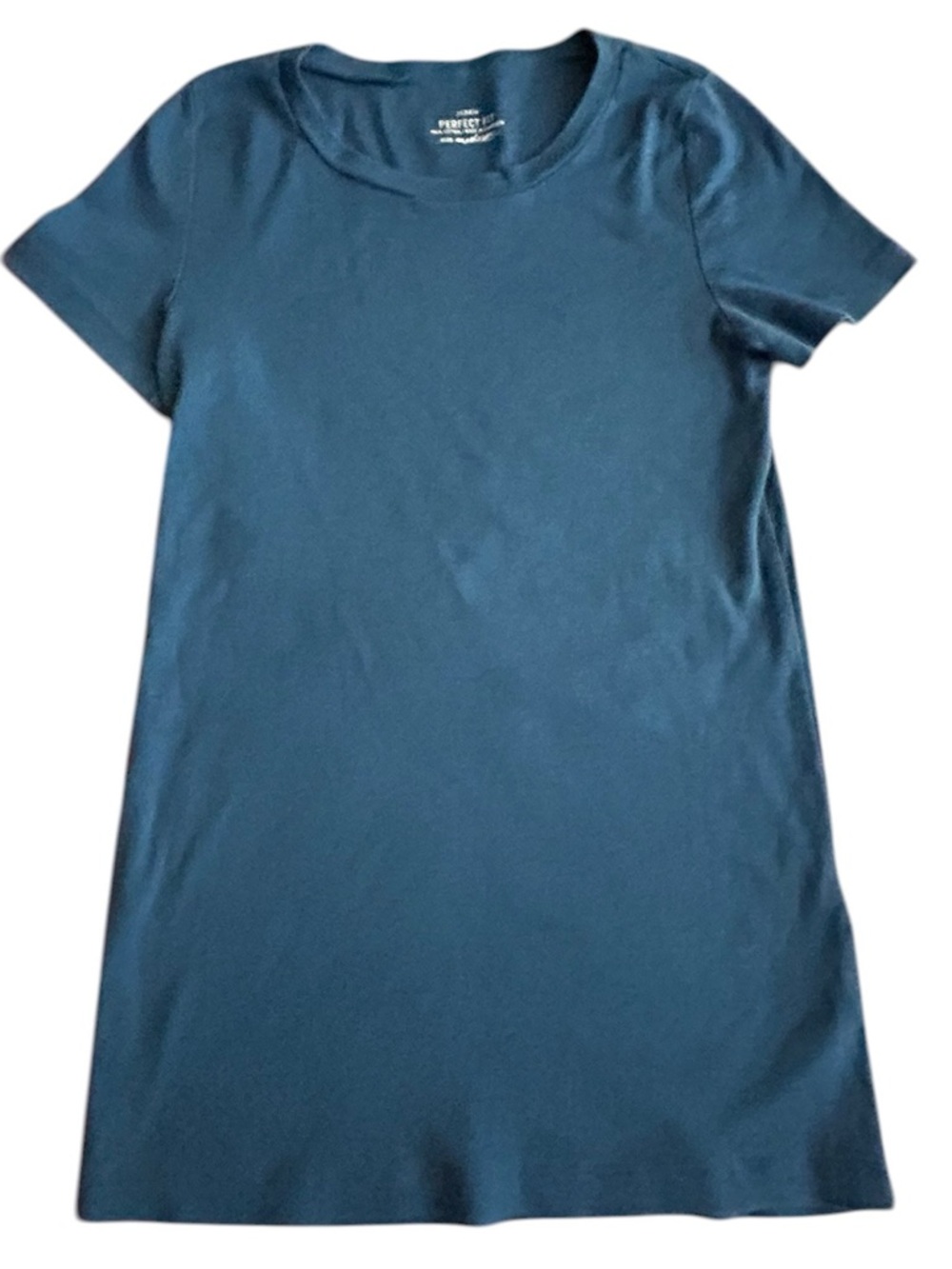 J. Crew PERFECT FIT Tee in Teal,Med. very stretchy ,100 cotton ,like new .